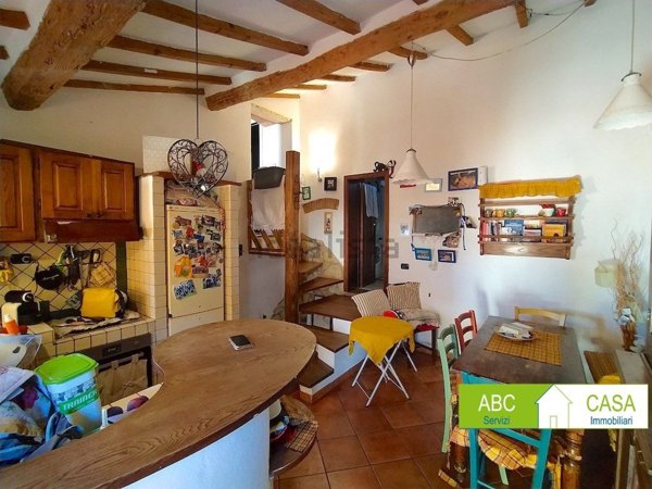 casa indipendente in vendita a Rosignano Marittimo