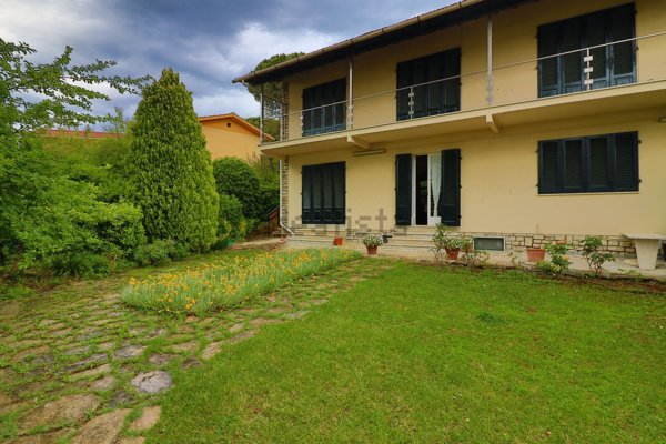 casa indipendente in vendita a Rosignano Marittimo in zona Castiglioncello