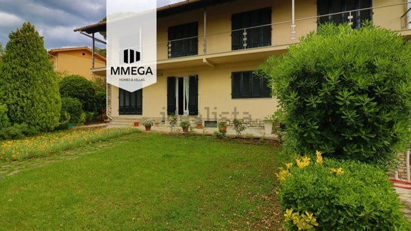 casa indipendente in vendita a Rosignano Marittimo in zona Castiglioncello