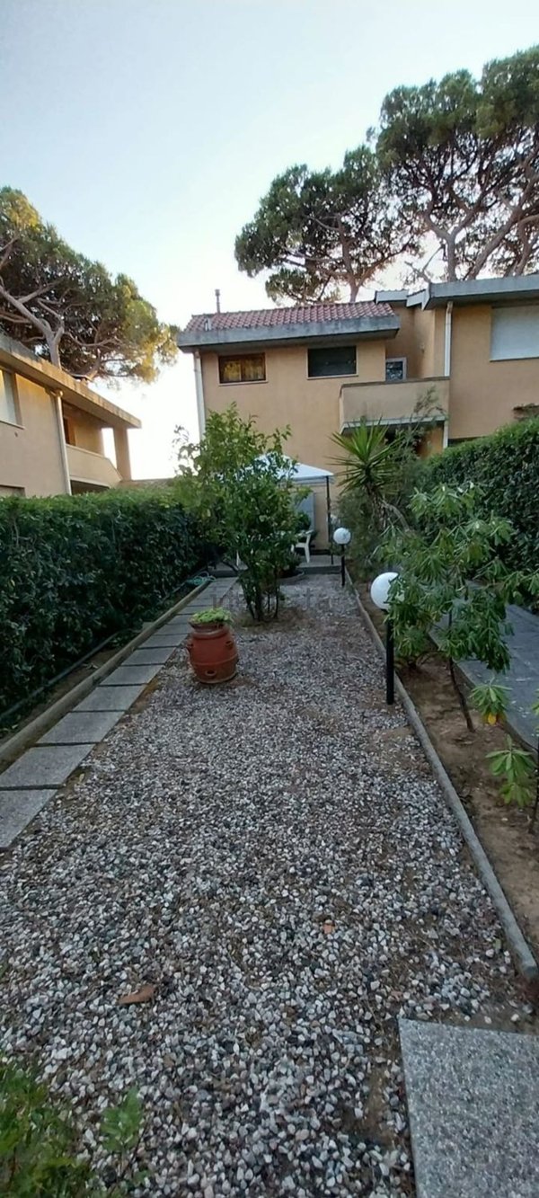 casa indipendente in vendita a Rosignano Marittimo in zona Castiglioncello