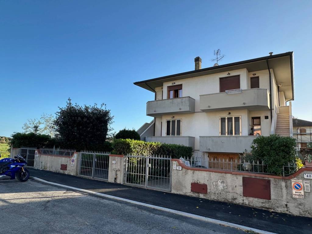 appartamento in vendita a Rosignano Marittimo in zona Vada