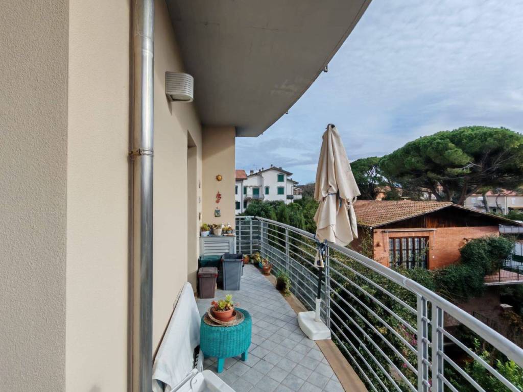 appartamento in vendita a Rosignano Marittimo in zona Castiglioncello