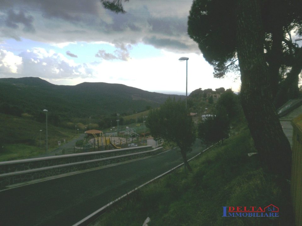 casa indipendente in vendita a Rosignano Marittimo in zona Nibbiaia