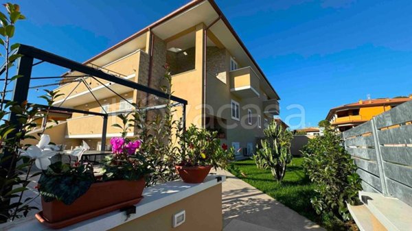 appartamento in vendita a Rosignano Marittimo in zona Castiglioncello