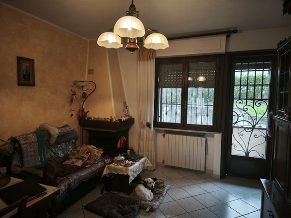 casa indipendente in vendita a Rosignano Marittimo in zona Gabbro