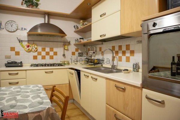 appartamento in vendita a Rosignano Marittimo in zona Vada