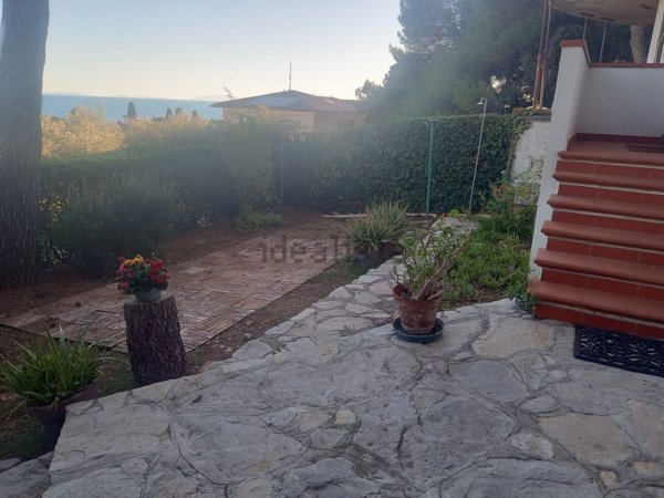 appartamento in vendita a Rosignano Marittimo in zona Castiglioncello