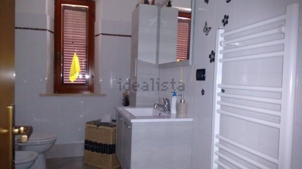 appartamento in vendita a Rosignano Marittimo in zona Vada