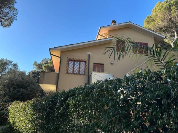 appartamento in vendita a Rosignano Marittimo in zona Castiglioncello