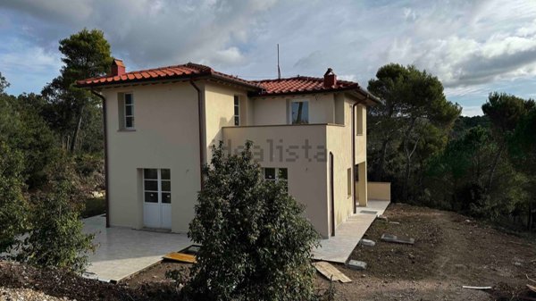casa indipendente in vendita a Rosignano Marittimo in zona Castiglioncello