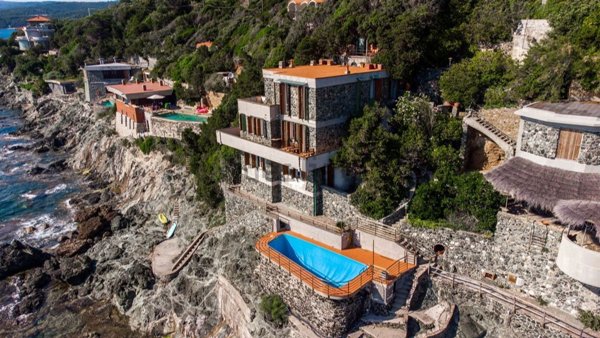 casa indipendente in vendita a Rosignano Marittimo in zona Castiglioncello