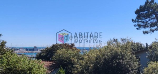 appartamento in vendita a Rosignano Marittimo in zona Castiglioncello