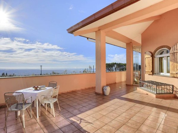 casa indipendente in vendita a Rosignano Marittimo