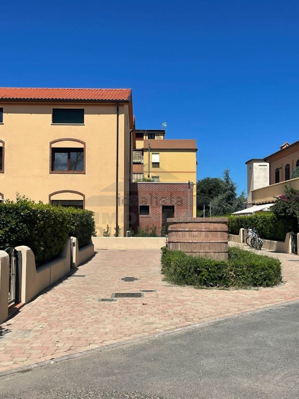 appartamento in vendita a Rosignano Marittimo in zona Vada