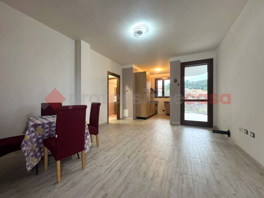 appartamento in vendita a Rosignano Marittimo in zona Nibbiaia