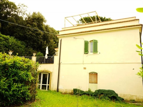 appartamento in vendita a Rosignano Marittimo in zona Castiglioncello
