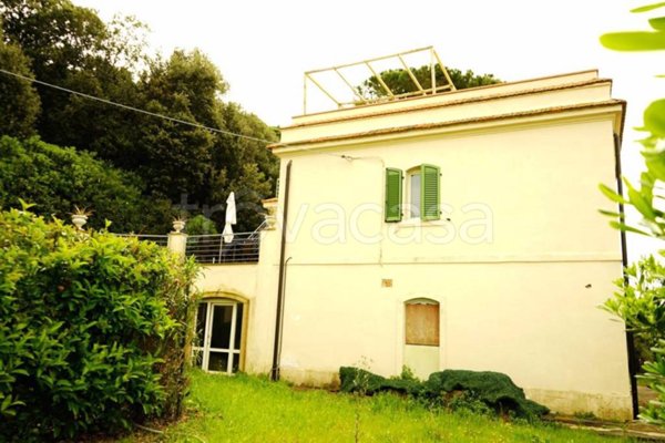 appartamento in vendita a Rosignano Marittimo in zona Castiglioncello