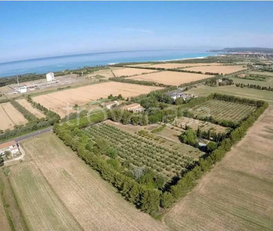 casa indipendente in vendita a Rosignano Marittimo in zona Vada