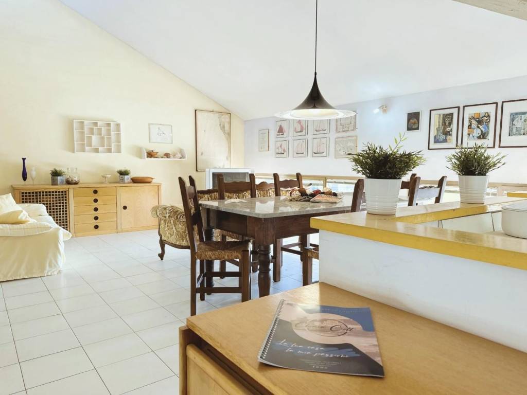 appartamento in vendita a Rosignano Marittimo in zona Castiglioncello