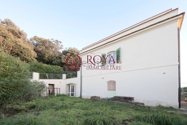 appartamento in vendita a Rosignano Marittimo in zona Castiglioncello