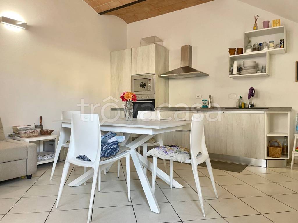 casa indipendente in vendita a Rosignano Marittimo in zona Vada