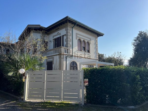appartamento in vendita a Rosignano Marittimo in zona Castiglioncello