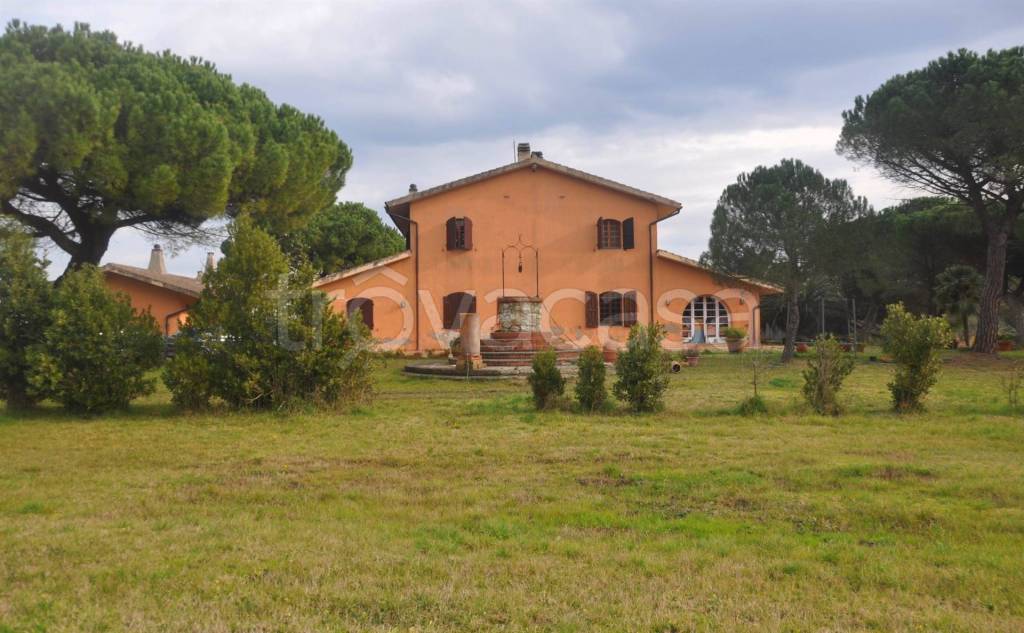 casa indipendente in vendita a Rosignano Marittimo