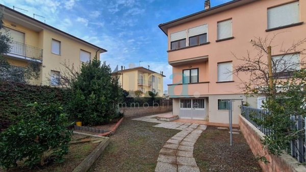 appartamento in vendita a Rosignano Marittimo in zona Vada