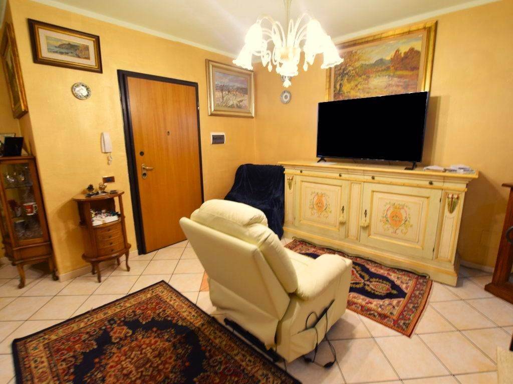 casa indipendente in vendita a Rosignano Marittimo in zona Nibbiaia