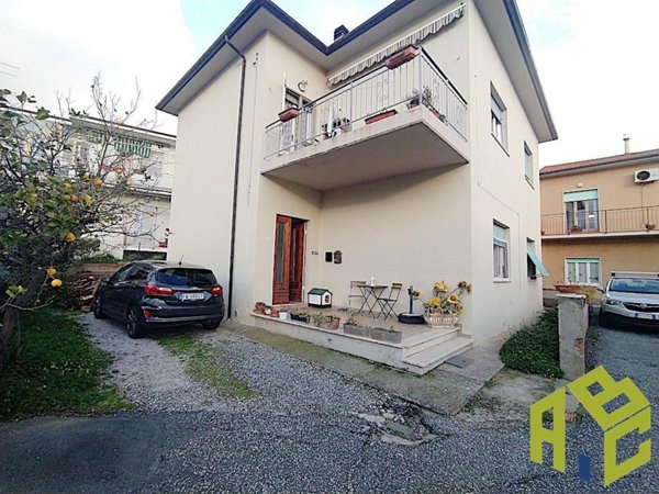 appartamento in vendita a Rosignano Marittimo in zona Rosignano Solvay