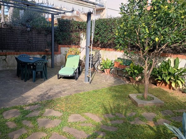 appartamento in vendita a Rosignano Marittimo in zona Castiglioncello