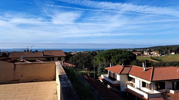 appartamento in vendita a Rosignano Marittimo in zona Castiglioncello