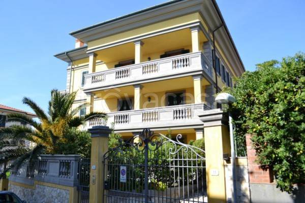 appartamento in vendita a Rosignano Marittimo in zona Castiglioncello