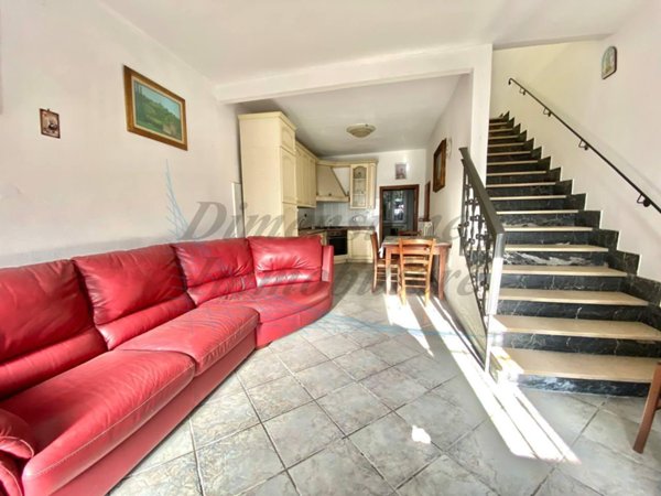 appartamento in vendita a Rosignano Marittimo in zona Nibbiaia