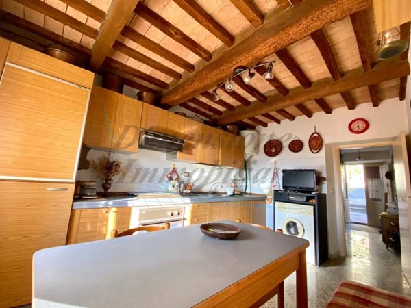 casa indipendente in vendita a Rosignano Marittimo