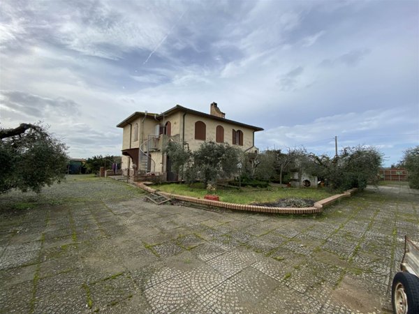 appartamento in vendita a Rosignano Marittimo in zona Vada