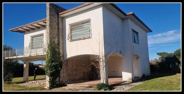 casa indipendente in vendita a Rosignano Marittimo