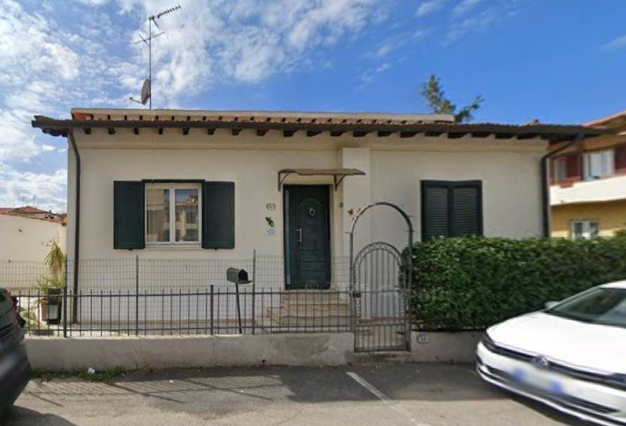 appartamento in vendita a Rosignano Marittimo in zona Vada