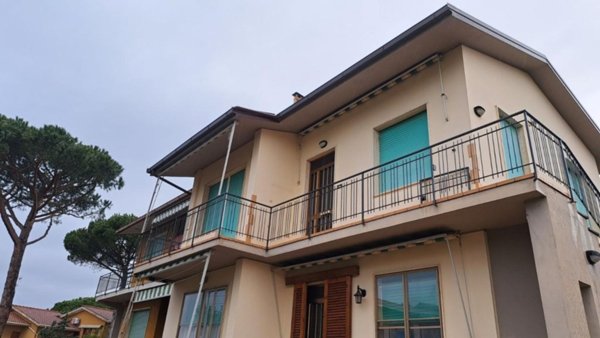 appartamento in vendita a Rosignano Marittimo in zona Castiglioncello