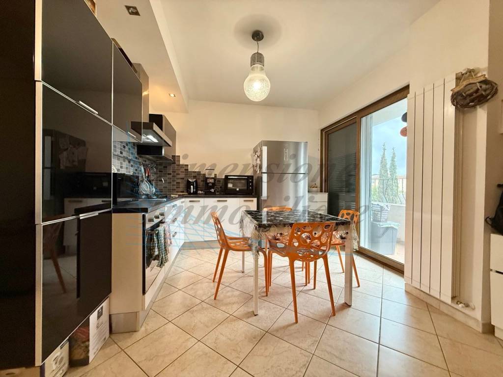 appartamento in vendita a Rosignano Marittimo in zona Rosignano Solvay