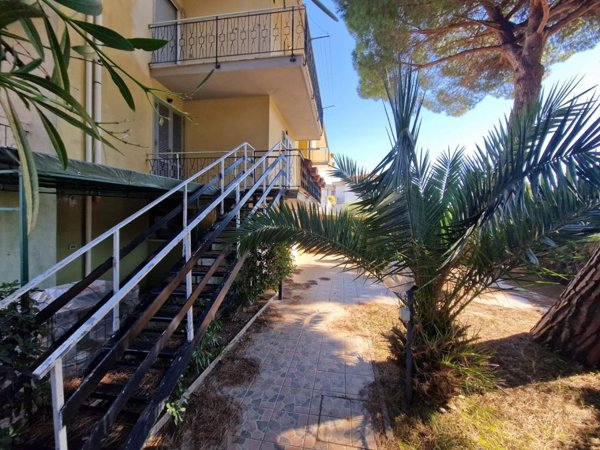 appartamento in vendita a Rosignano Marittimo in zona La Mazzanta