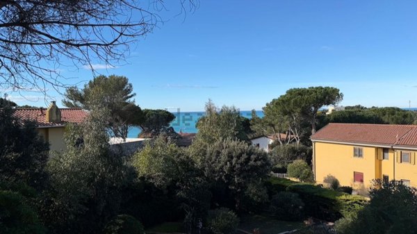 appartamento in vendita a Rosignano Marittimo in zona Castiglioncello