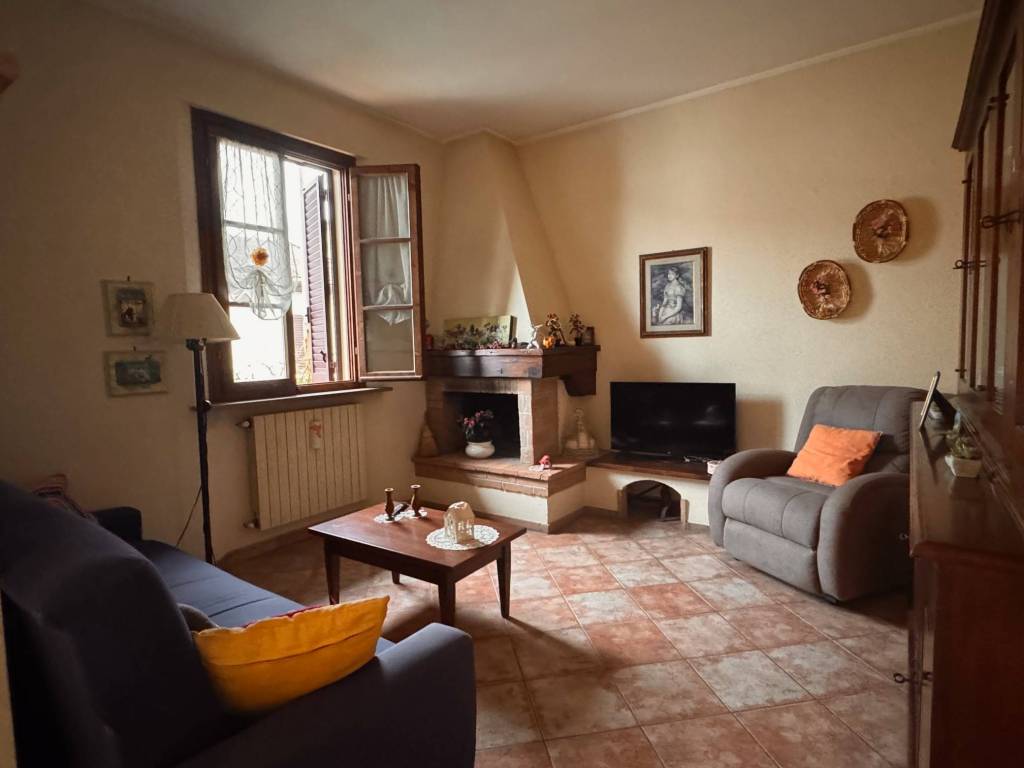 appartamento in vendita a Rosignano Marittimo in zona Rosignano Solvay