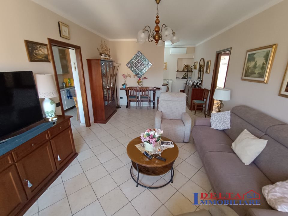 appartamento in vendita a Rosignano Marittimo in zona Rosignano Solvay