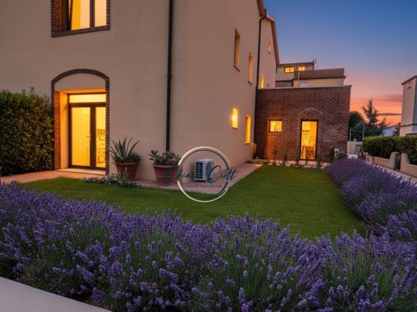 appartamento in vendita a Rosignano Marittimo in zona Vada