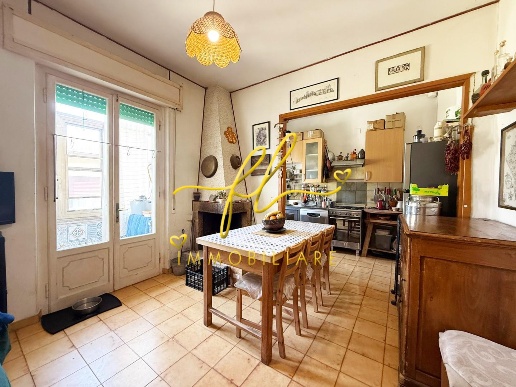 appartamento in vendita a Rosignano Marittimo in zona Rosignano Solvay