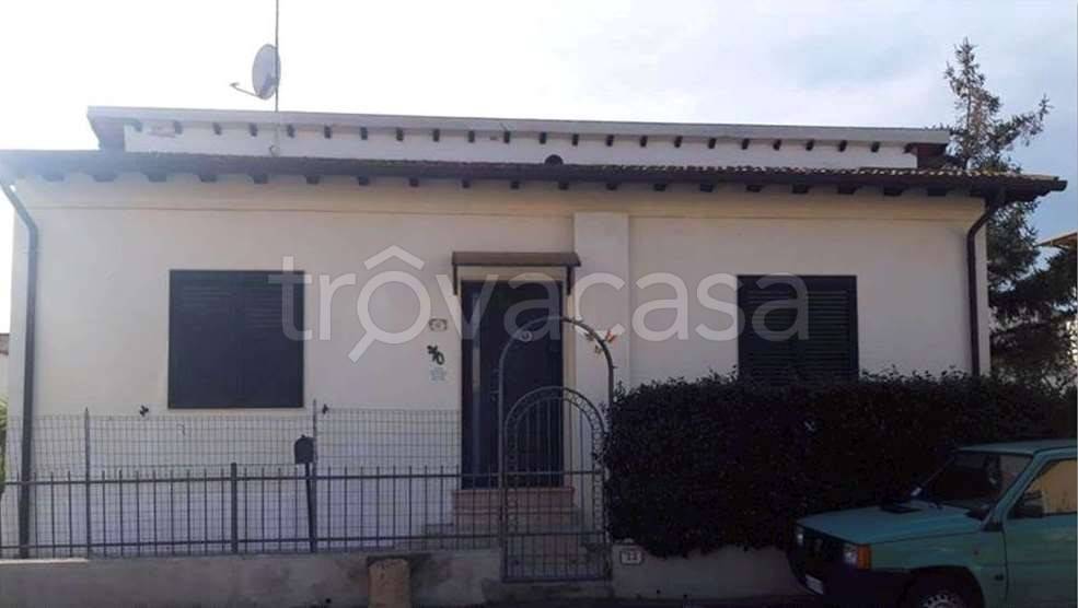 casa indipendente in vendita a Rosignano Marittimo in zona Vada