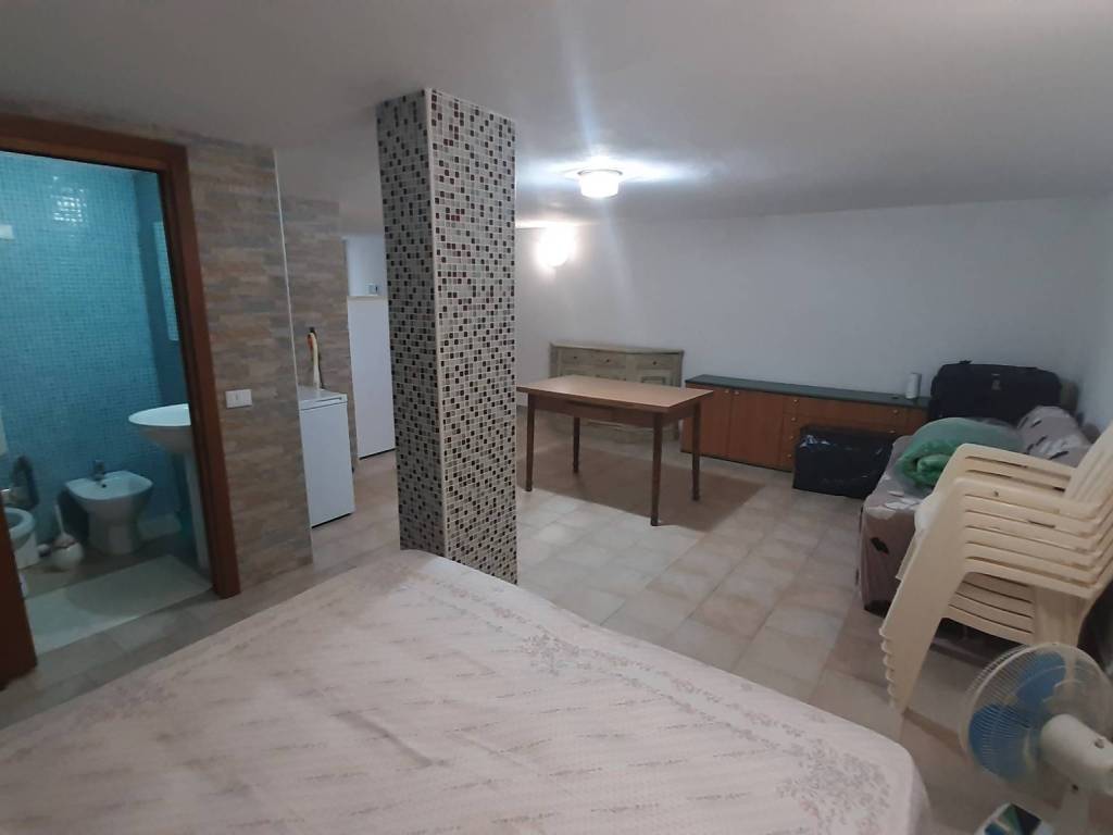 locale commerciale in vendita a Rosignano Marittimo in zona Rosignano Solvay