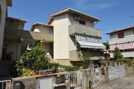 appartamento in vendita a Rosignano Marittimo in zona Rosignano Solvay