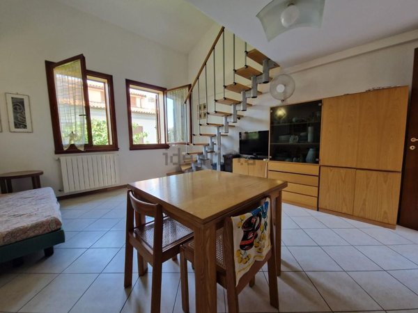 appartamento in vendita a Rosignano Marittimo in zona Vada